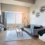 Apartamenty Z Jacuzzi W Sky Tower 弗罗茨瓦夫