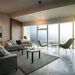 Apartamenty Z Jacuzzi W Sky Tower 公寓