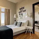 Apartamenty Z Jacuzzi W Sky Tower 公寓 *