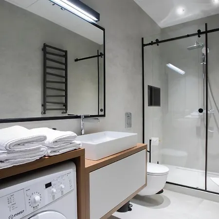 Sky Tower Panorama Apartments * Wroclaw